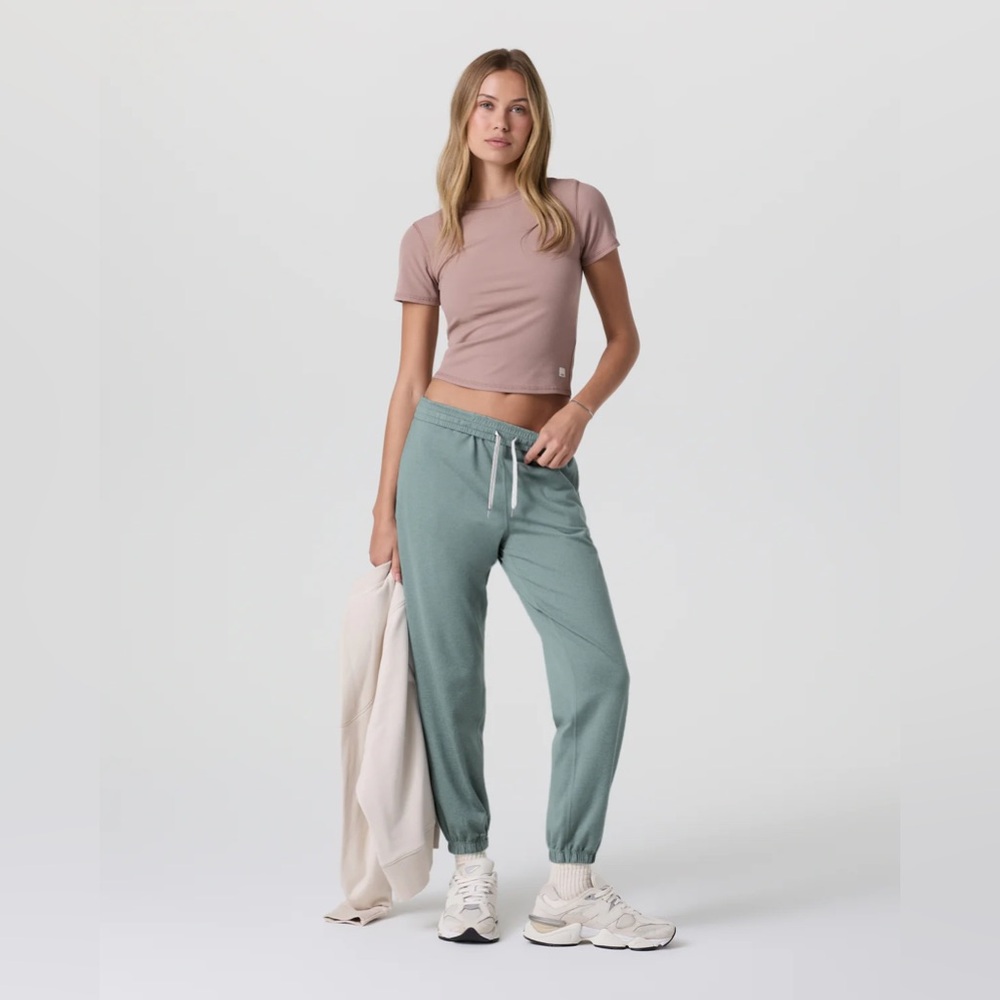 VUORI Boyfriend Sweatpant Vintage Pistachio Heather XS